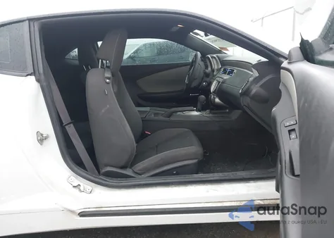 2015 Chevrolet Camaro 2Ls из США, поврежденный, VIN 2G1FB1E34F9122848